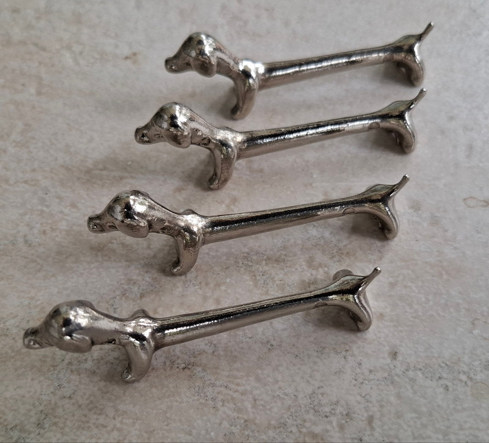 Vintage metalen messenleggers teckel, Antiek en Kunst, Ophalen of Verzenden