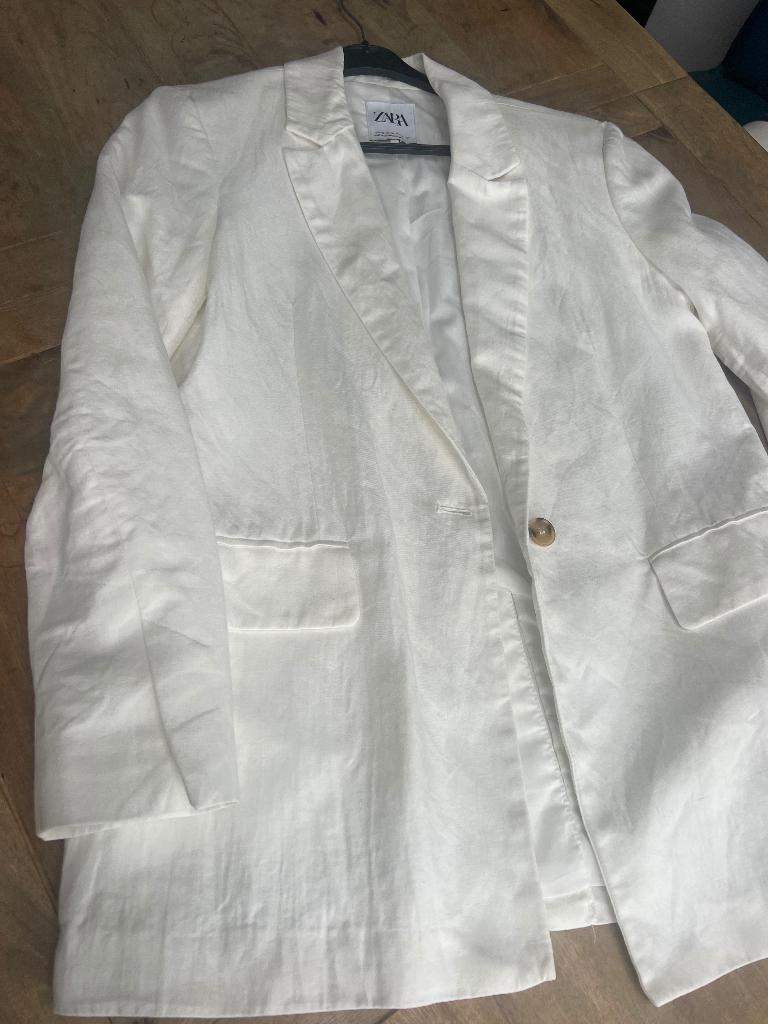 Nieuw mooi wit jasje Zara mt xs, Nieuw, Ophalen of Verzenden, Jasje, Maat 34 (XS) of kleiner