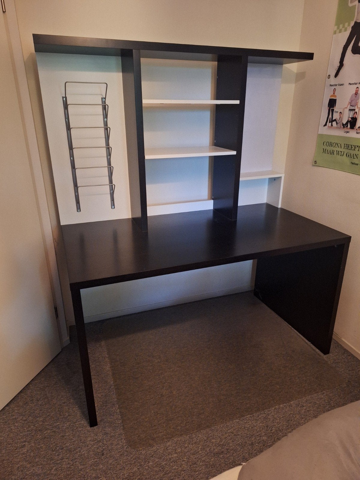 Bureau met opbouw en opbergruimte - Zwart/Wit, Ophalen, Gebruikt, Spaanplaat of MDF, IKEA