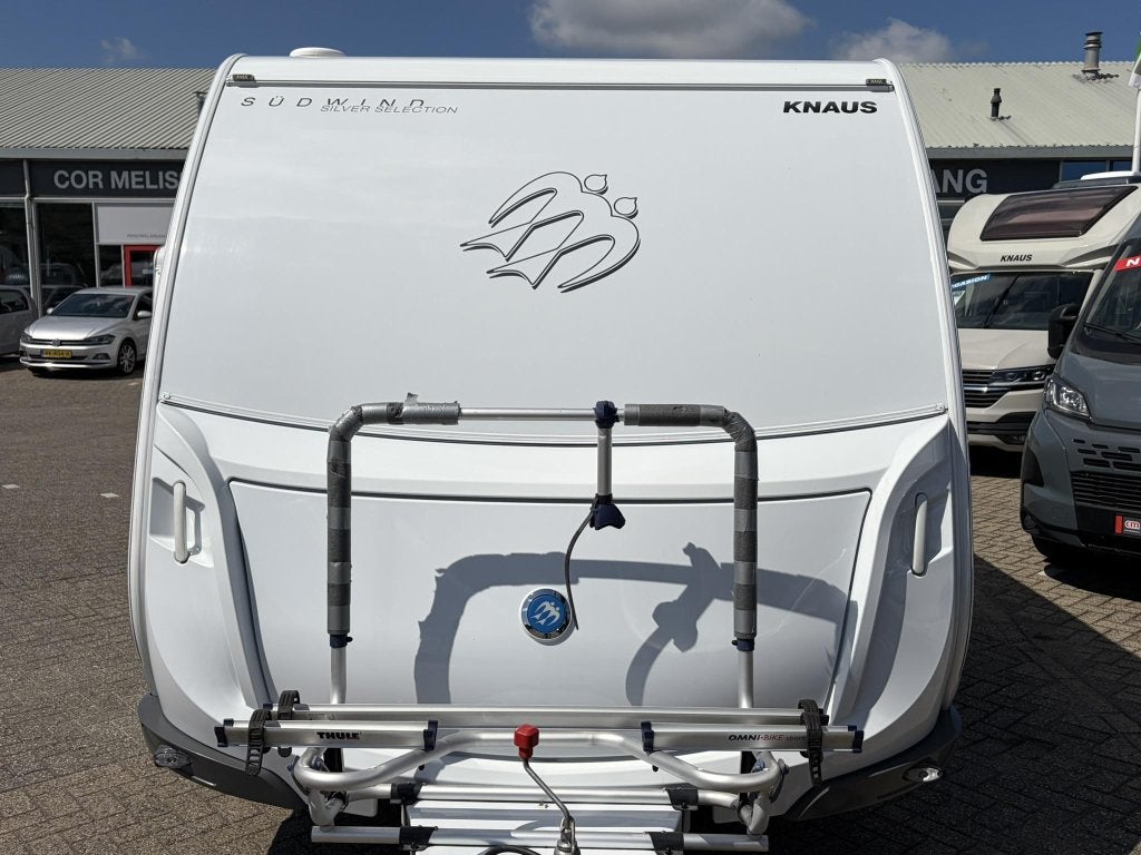 Knaus Sudwind Silver Selection 450 FU LUIFEL/MOVER/FIETSENDR, Caravans en Kamperen, Rondzit, Bedrijf, Overige typen, Tot en met 4