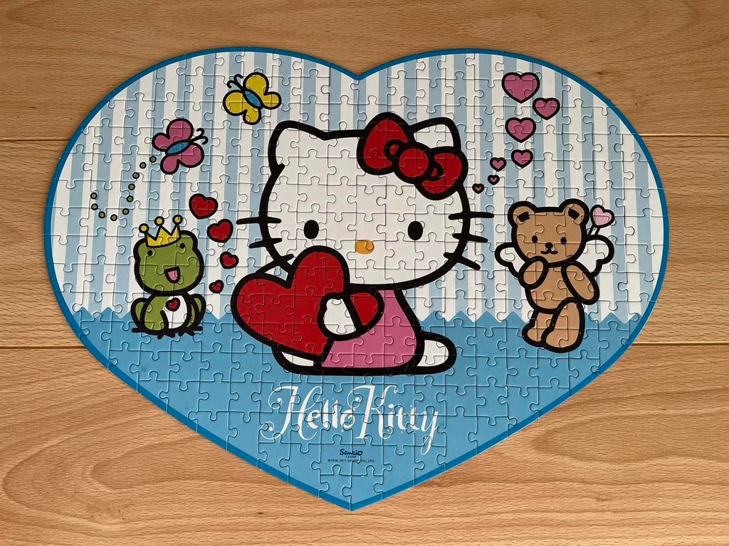 Hello Kitty puzzel, Ophalen of Verzenden, Minder dan 500 stukjes, Zo goed als nieuw, Legpuzzel