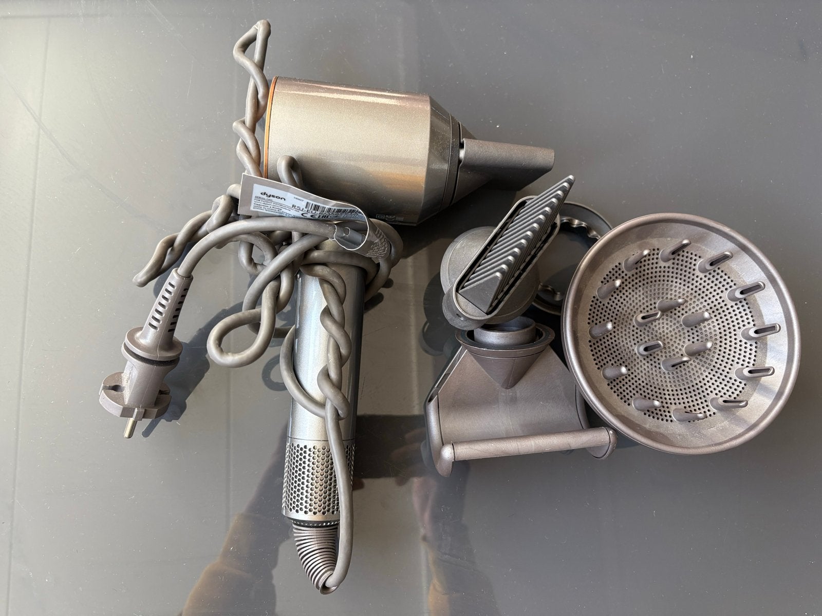 🔥Dyson Supersonic Föhn met Opzetstukken, Ophalen of Verzenden, Zo goed als nieuw, Haarverzorging