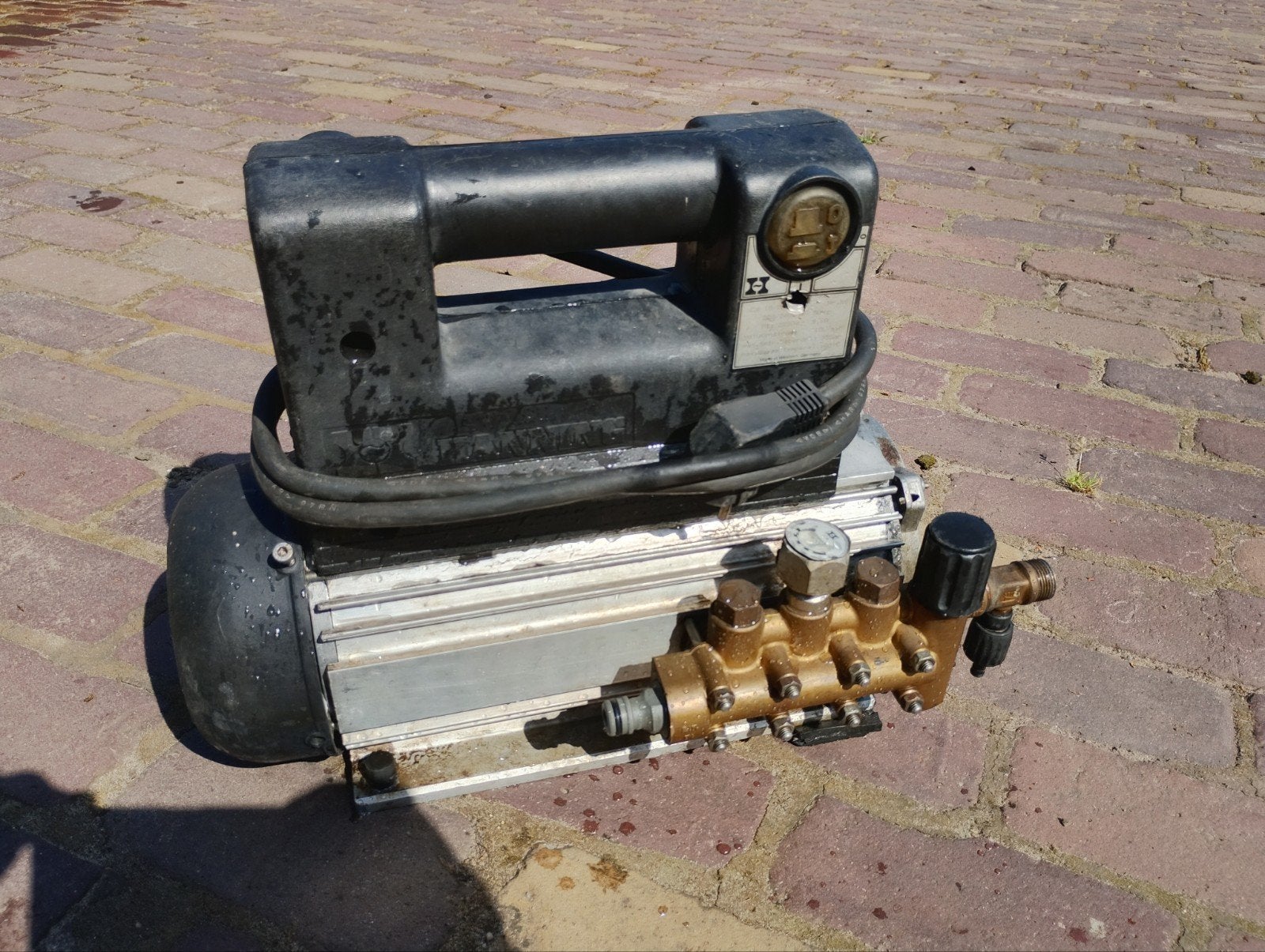 Hanning 220V hogedrukreiniger - € 10, Tuin en Terras, Ophalen, Elektrisch
