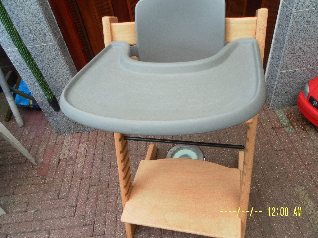stokke tripp trapp trip trap stoel met babyset + blad zgan, Kinderen en Baby's, Kinderstoelen, Ophalen, Zo goed als nieuw, Meegroeistoel