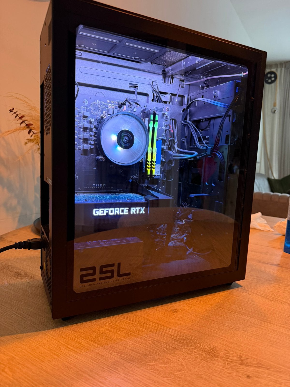 HP OMEN 25L Gaming PC | Ryzen 7 3700X | RTX 2060 | 16GB RAM, HP, Ophalen of Verzenden, Zo goed als nieuw, Gaming