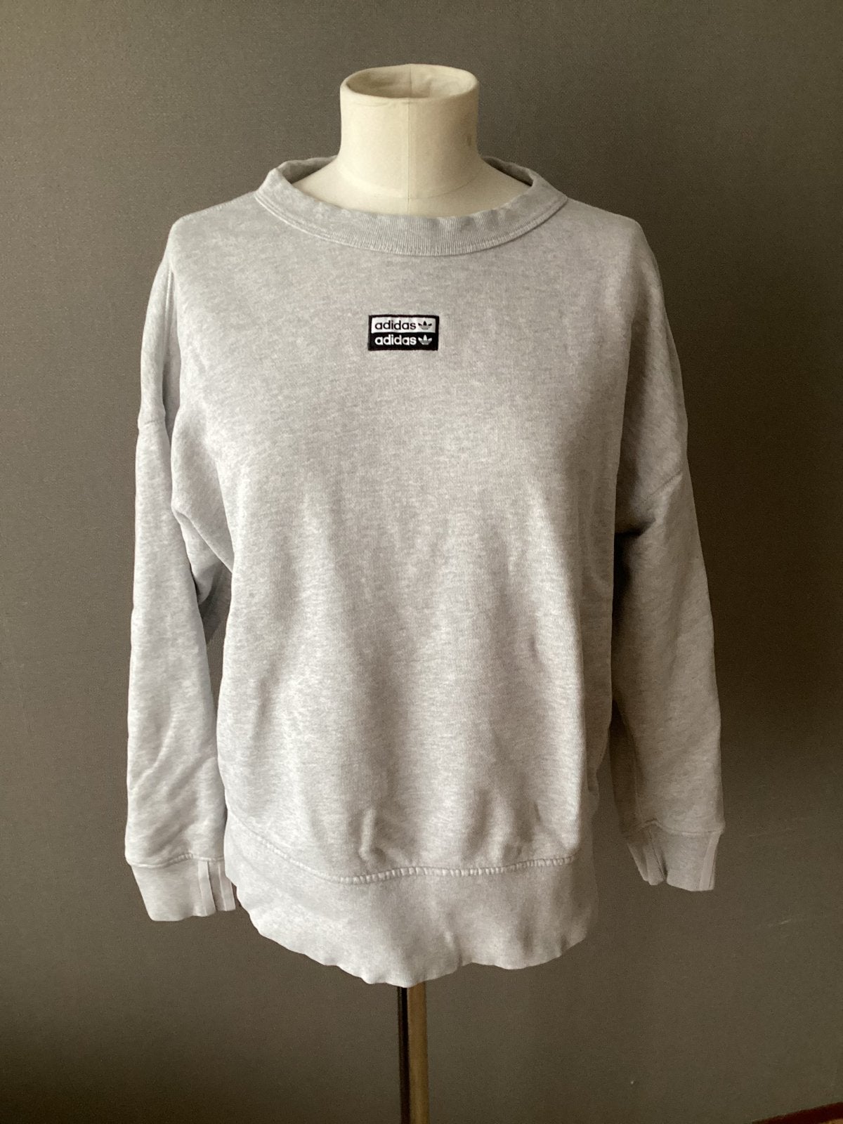 Adidas Originals Crewneck Sweatshirt Grijs 176 XS als nieuw, Ophalen of Verzenden, Zo goed als nieuw, Maat 34 (XS) of kleiner