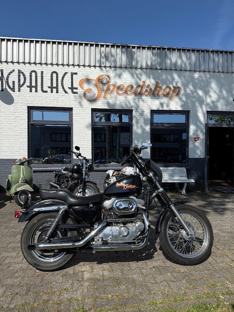 Harley XL883 5-bak  . origineel NL!! 35KW A2 rijbewijs!!, 2 cilinders, Sportuitlaat, Occasion, Chopper