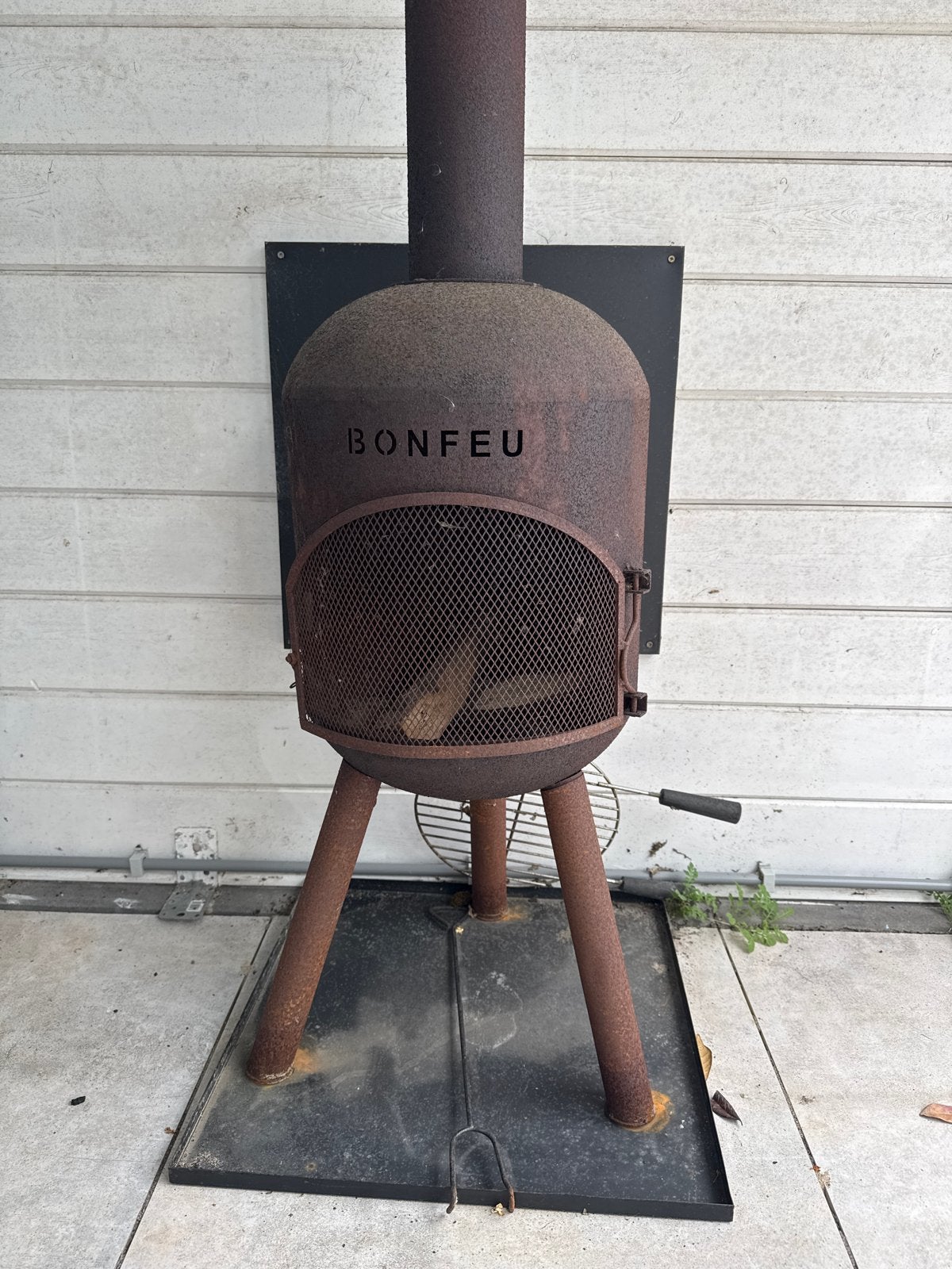 Bonfeu kachel met rooster, onder- en achterplaat, Huis en Inrichting, Ophalen, Zo goed als nieuw, Vrijstaande haard, Houthaard