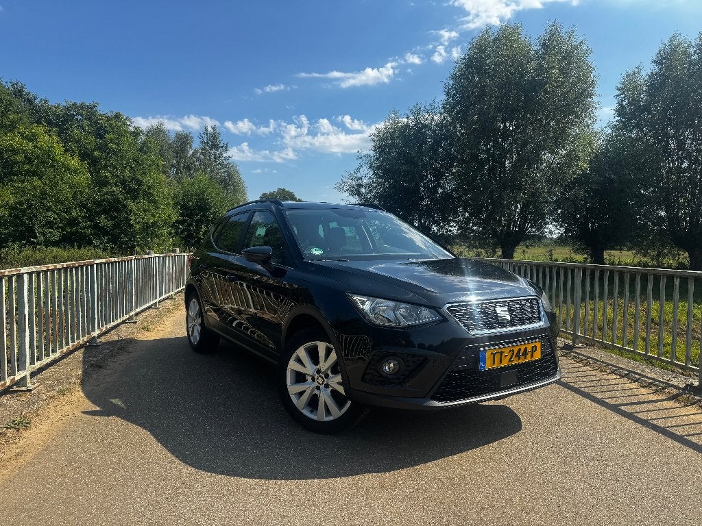 Seat Arona 2018 | ACC | CarPlay | Camera | Keyless | NAP, Auto's, Voorwielaandrijving, Stof, Origineel Nederlands, Handgeschakeld