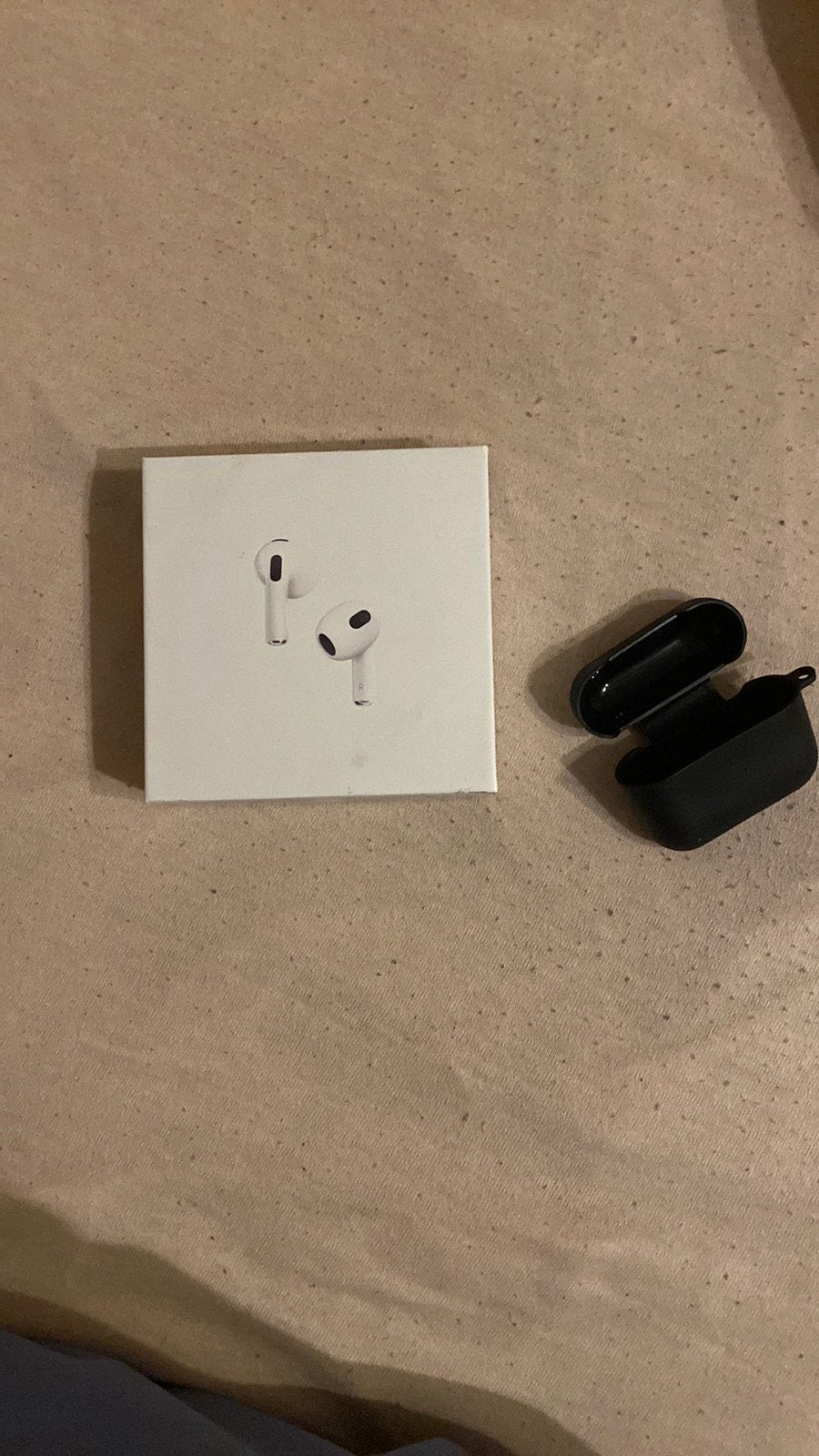 Airpods 3 nooit gebruikt nieuw (nu bestelen korting!), Telecommunicatie, Mobiele telefoons | Oordopjes, In gehoorgang (in-ear)