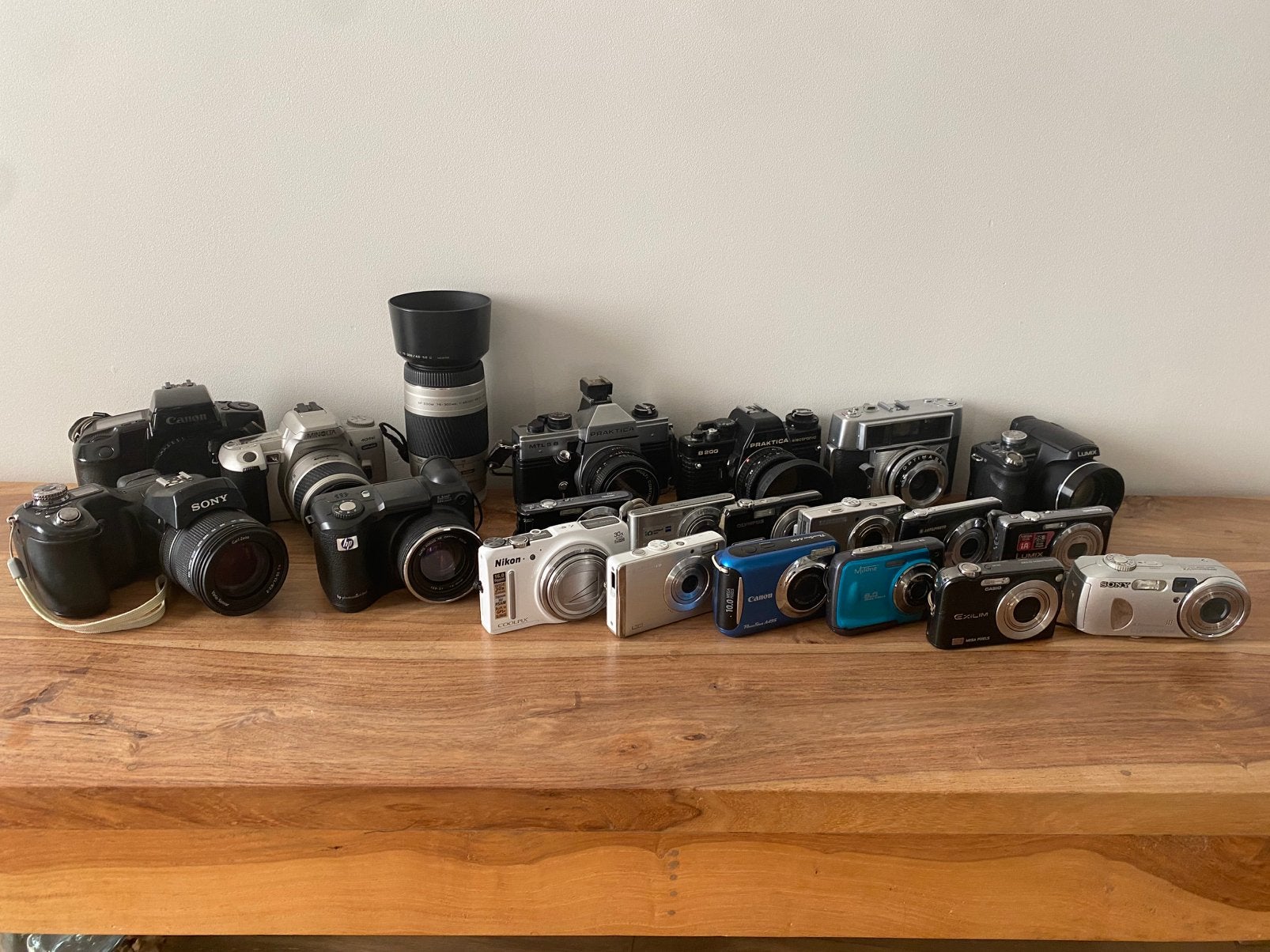 Partij van 21 camera’s - (SONY, CANON, NIKON etc.), Ophalen, Zo goed als nieuw, Canon, Geen optische zoom