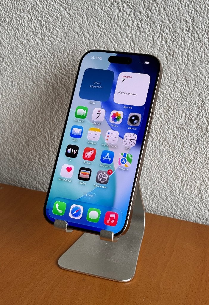 Apple iPhone 16 Pro 128GB Goud | Garantie | Nette staat, Telecommunicatie, IPhone 16 Pro, 128 GB, Refurbished, Ophalen of Verzenden