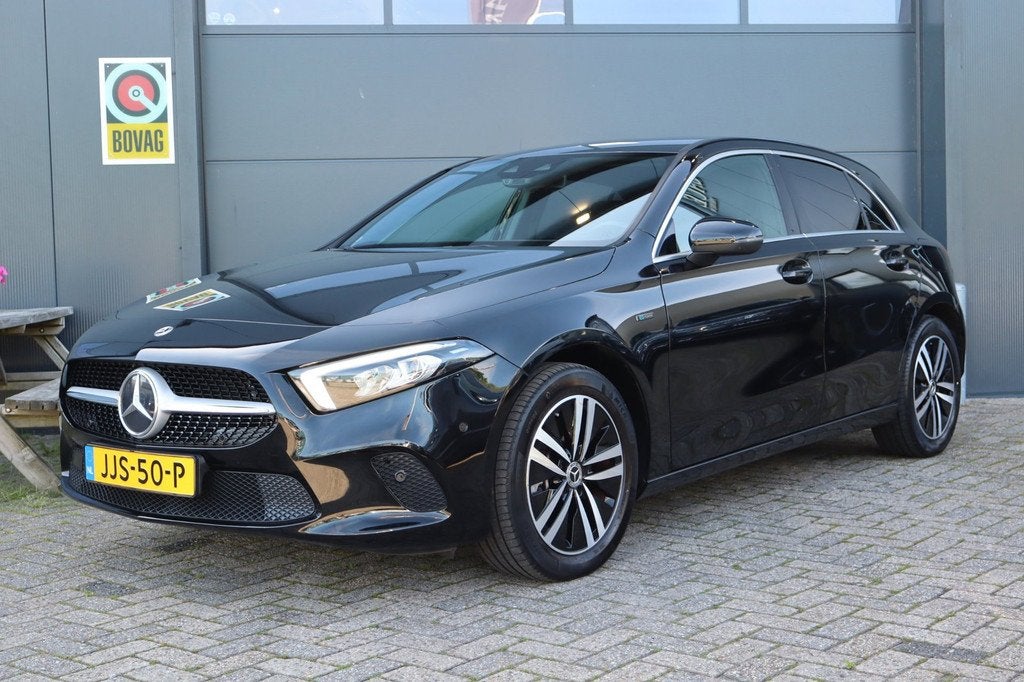 Mercedes-Benz A-klasse 250 e-Automaat-Leder-sfeerverlichting, Gebruikt, Euro 6, 4 cilinders, 15 kWh