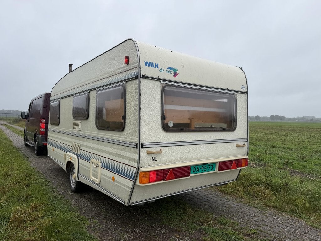 Wilk De Luxe 450, Caravans en Kamperen, Dwars-stapelbed, Gascomfoor, Bedrijf, Wilk