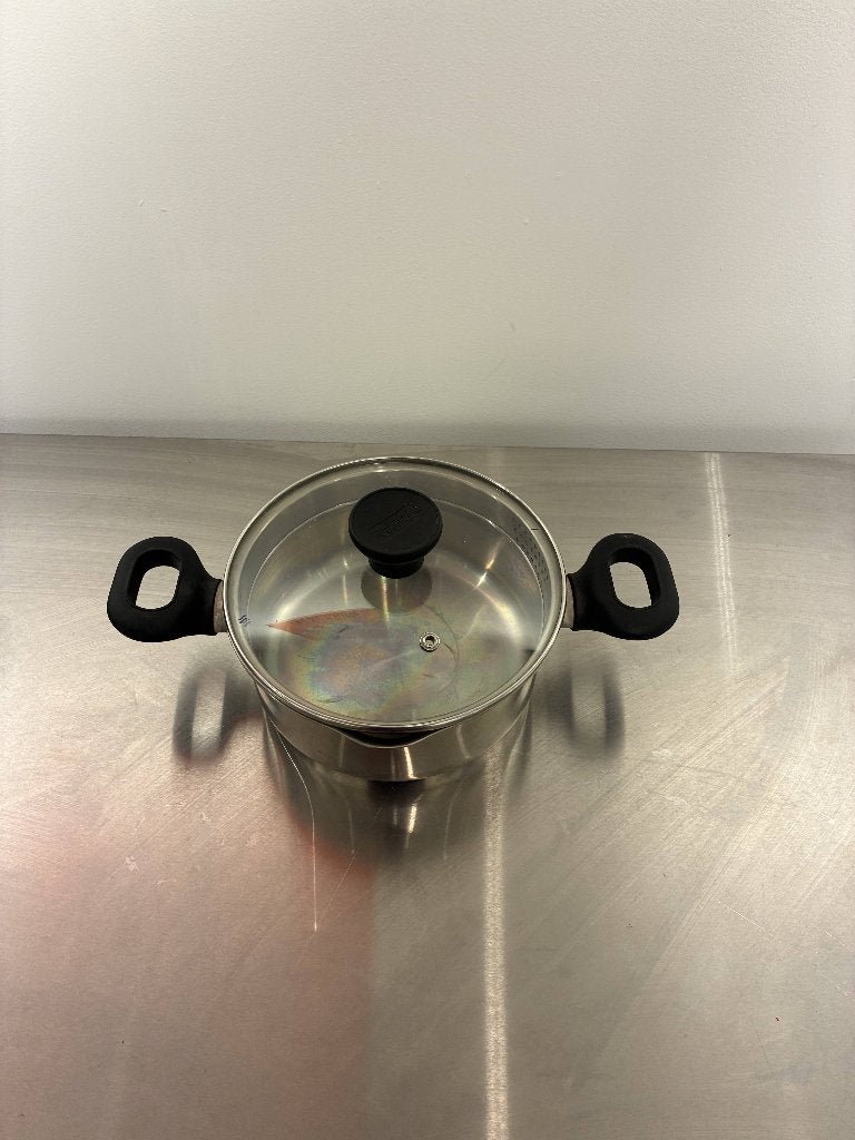 Tefal Stainless Steel Saucepan with Glass Lid (18 cm / 1.7L), Pot, Bus of Blik, Ophalen of Verzenden, Rvs, Gebruikt
