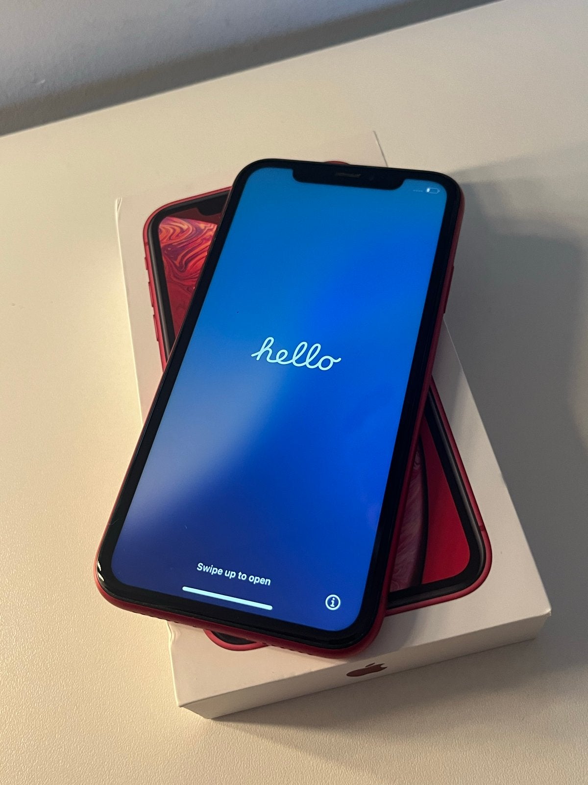 Apple iPhone XR RED, Ophalen, IPhone XR, Zo goed als nieuw, 64 GB