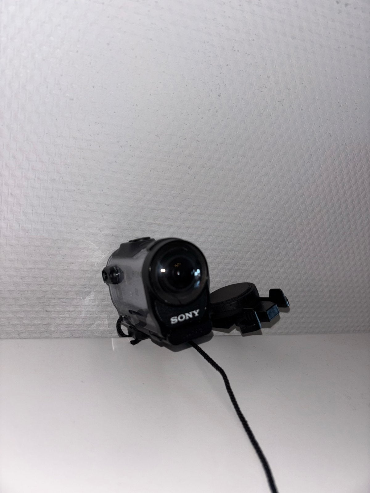 Sony HDR-AZ1 Action Cam met Live-View Remote + opbergkist, Ophalen of Verzenden, Gebruikt, Sony