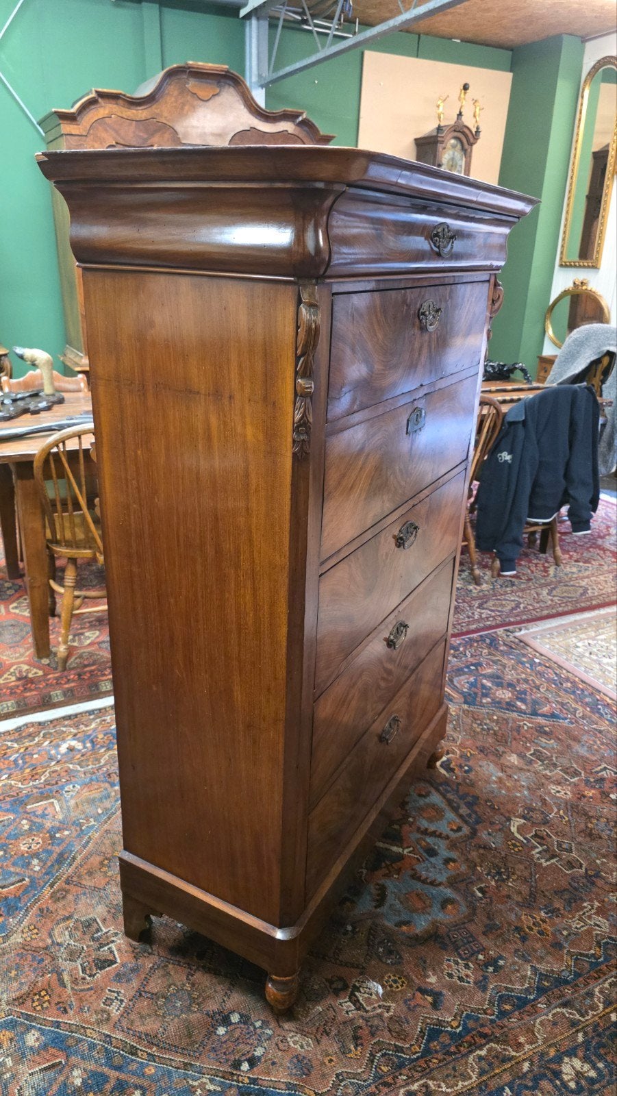mahonie chiffoniere, Ophalen