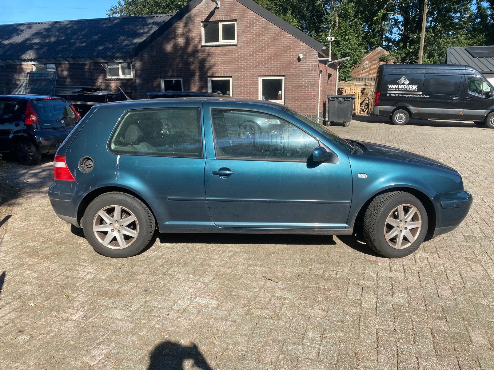 Volkswagen Golf 1.6 77KW 2004 Groen, Auto's, Voorwielaandrijving, Stof, Verwarmde buitenspiegels, 49 €/maand