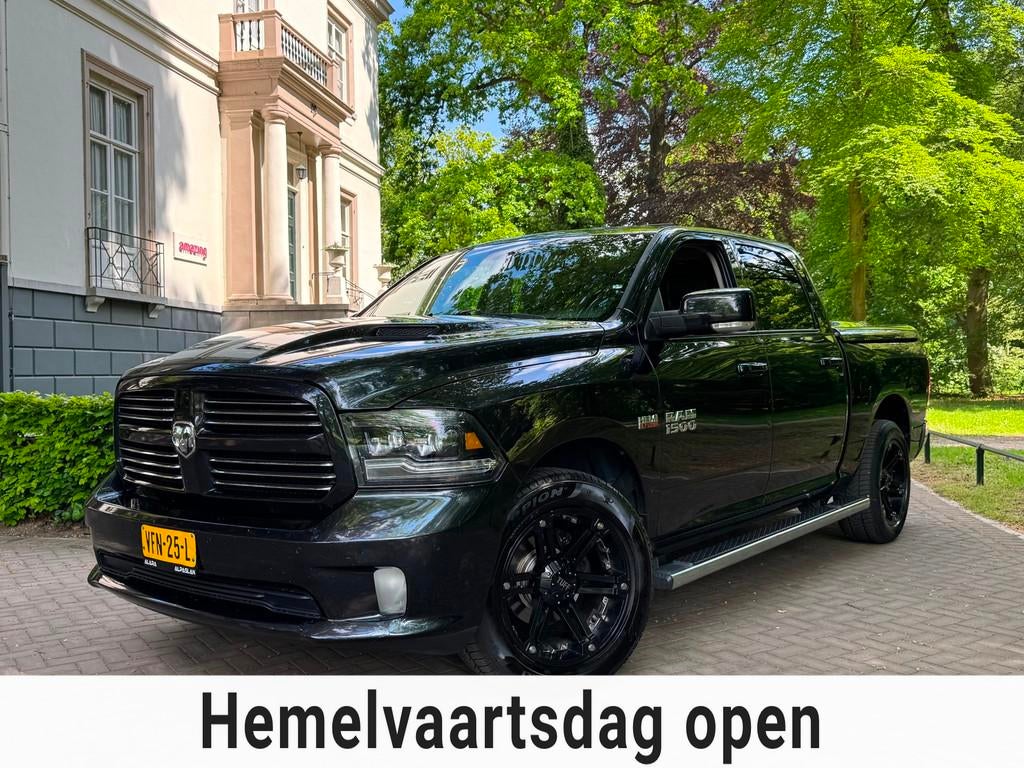 Dodge Ram 1500 5.7 V8 4x4 Quad Cab 6'4 LPG NL-Auto Wide Body, Auto's, Automaat, Euro 5, Gebruikt, 5654 cc
