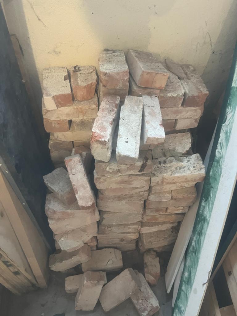 Bakstenen - circa 100 stuks, Ophalen, Gebruikt, Bakstenen