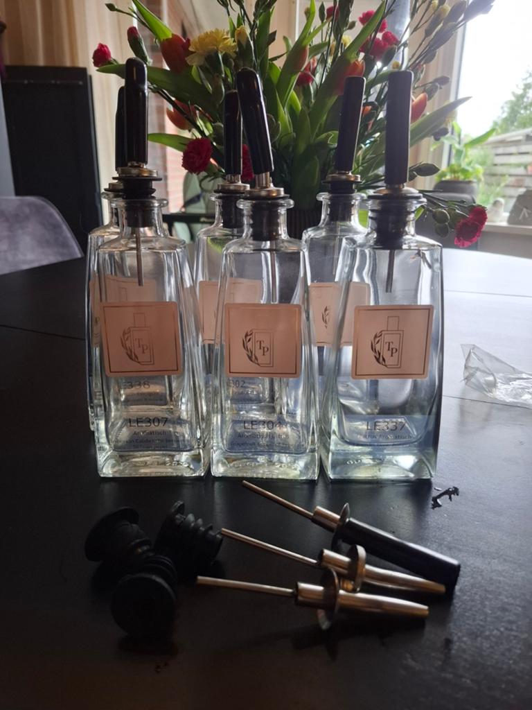 42 tapflessen 350ml voor parfum met schenktuiten en rubbers, Huis en Inrichting, Keuken | Keukenbenodigdheden, Nieuw, Ophalen of Verzenden