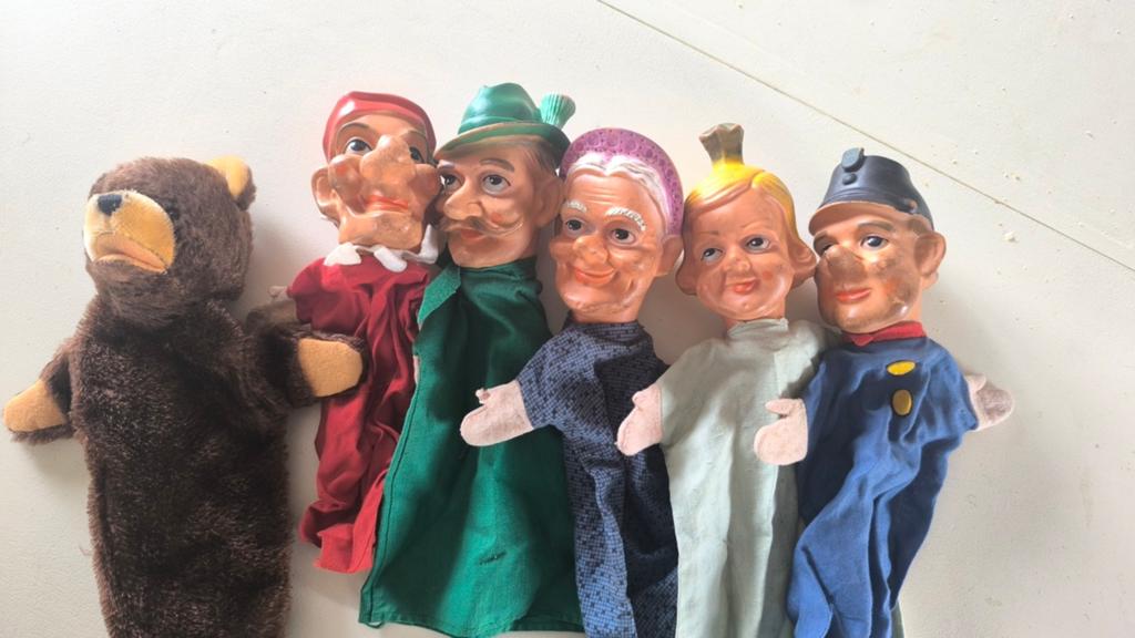 Vintage handpoppen set - 5 stuks, inclusief beer, Ophalen of Verzenden, Gebruikt, Overige typen