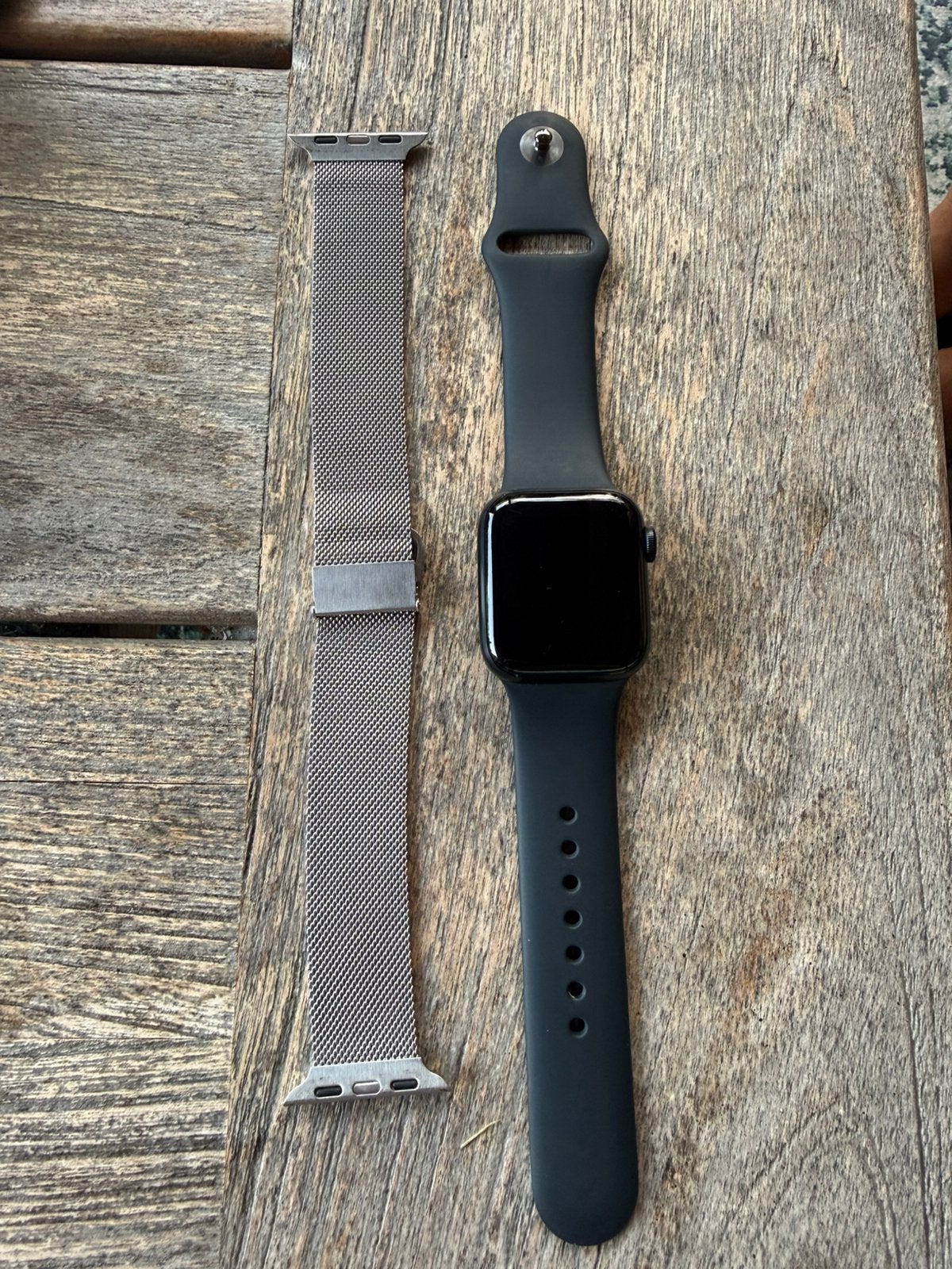 Apple Watch SE (2e gen) GPS Zwart + Milanese & Sportband, Ophalen, Afstand, Zwart, IOS
