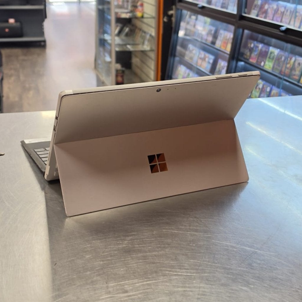 Microsoft Surface Pro (2017) i5 8GB 128GB incl. Typecover, Microsoft, Zo goed als nieuw, Support@microsoft.com, Microsoft Corporation
One Microsoft Way
Redmond, WA 98052-6399
USA