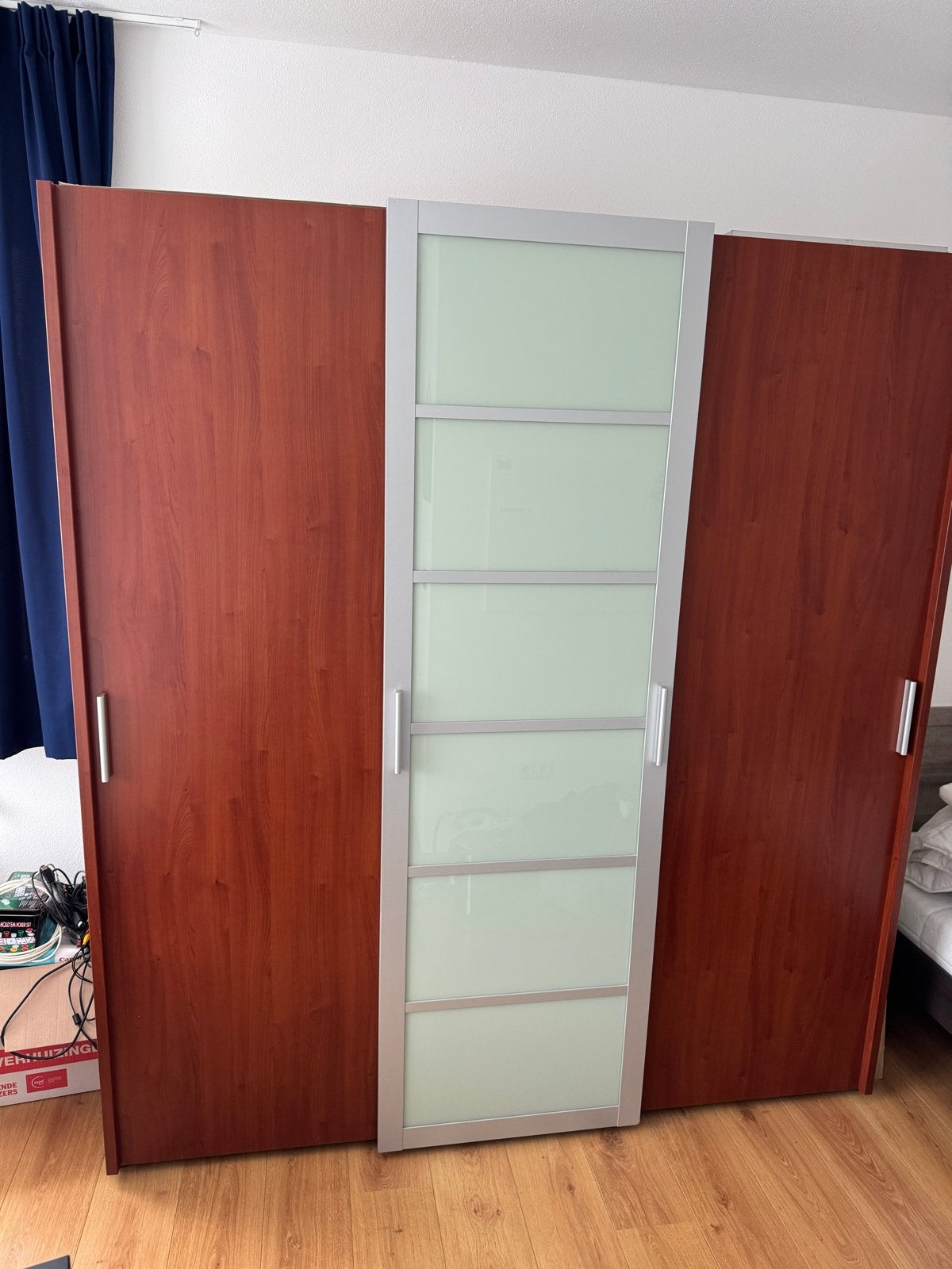 Kledingkast met schuifdeuren (210x61,5x192 cm), Ophalen, Zo goed als nieuw, 200 cm of meer, 150 tot 200 cm