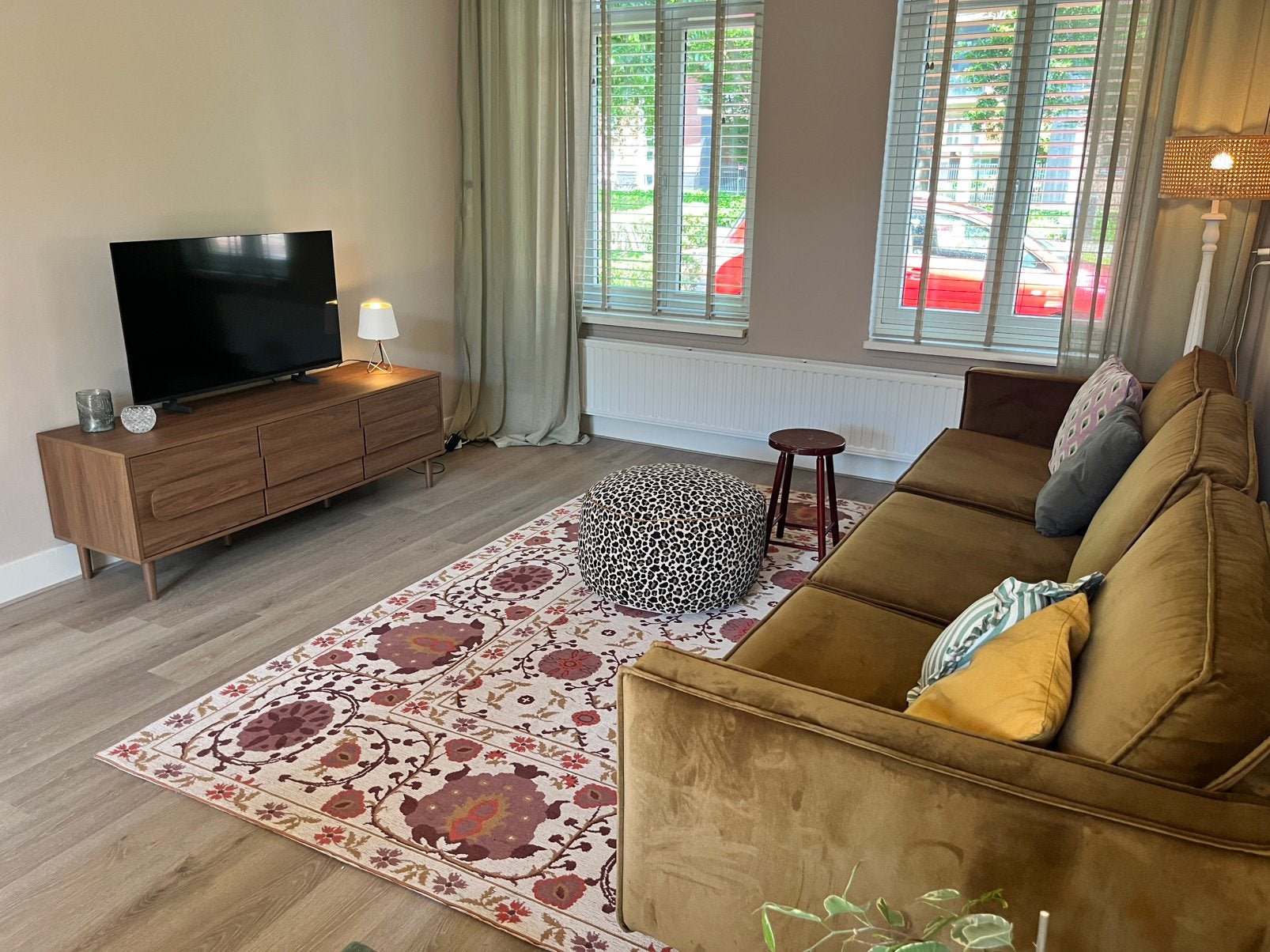 Sweeek tv-meubel nieuw, Ophalen, 100 tot 150 cm, Zo goed als nieuw, Minder dan 100 cm