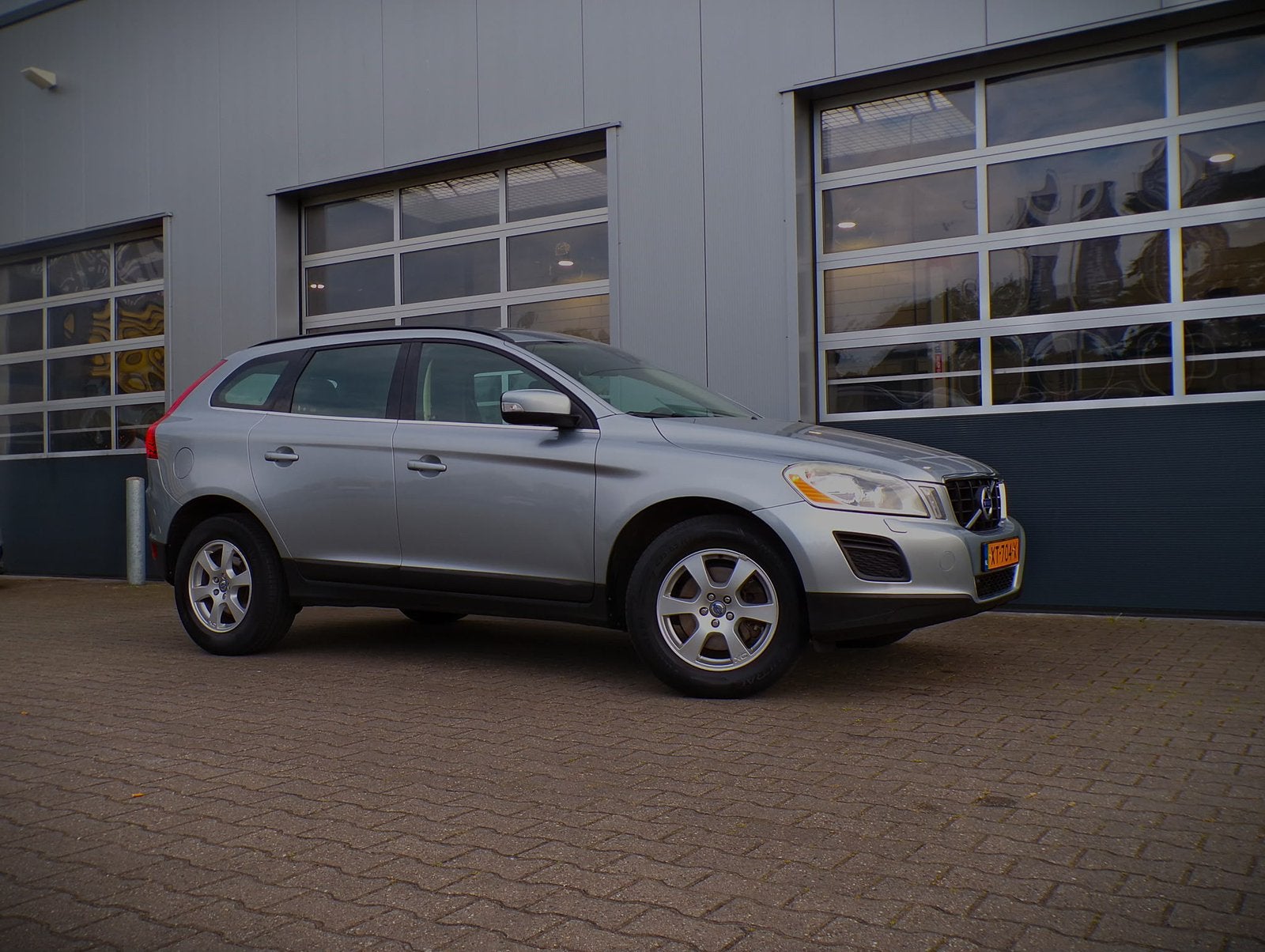 Volvo XC60 T5 Powershift 2012 Grijs, Auto's, Volvo, Bedrijf, XC60, ABS, Achteruitrijcamera, Airbags, Airconditioning, Alarm, Automatische klimaatregeling