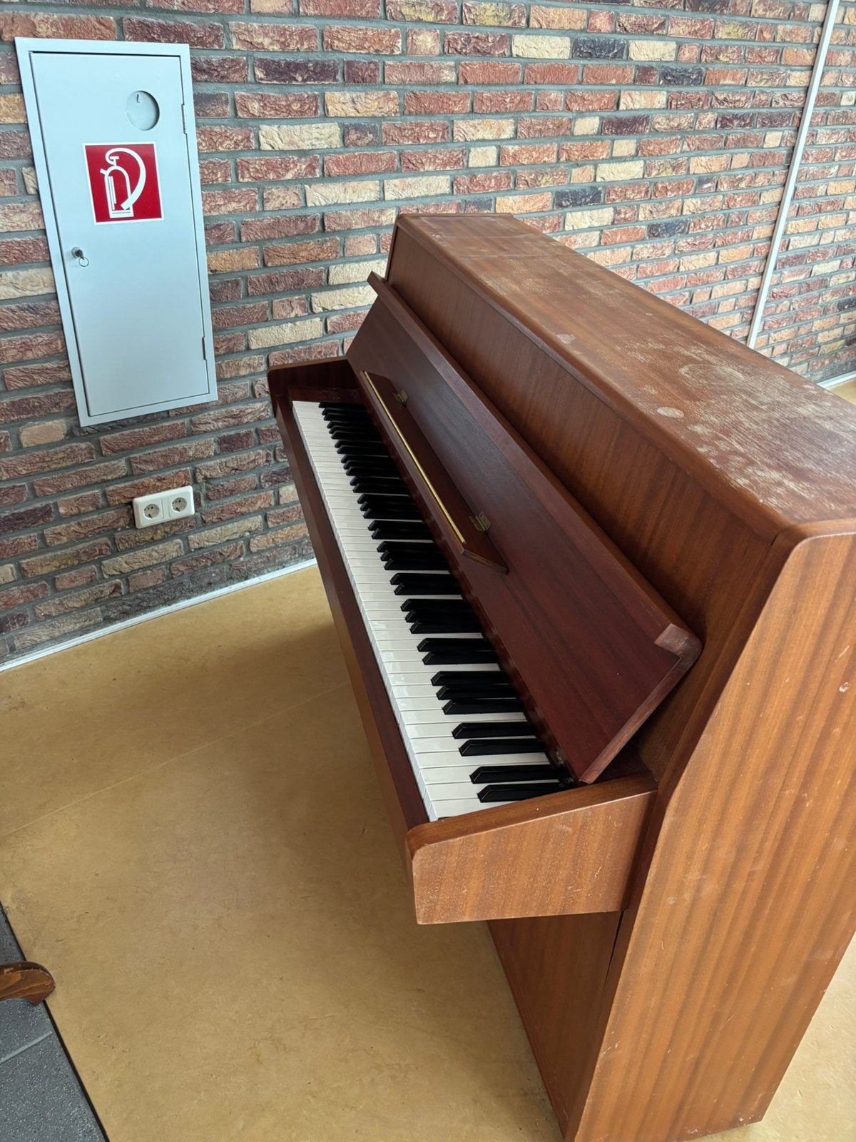 Piano die wat aandacht nodig heeft, Ophalen, Gebruikt, Bruin, Overige typen