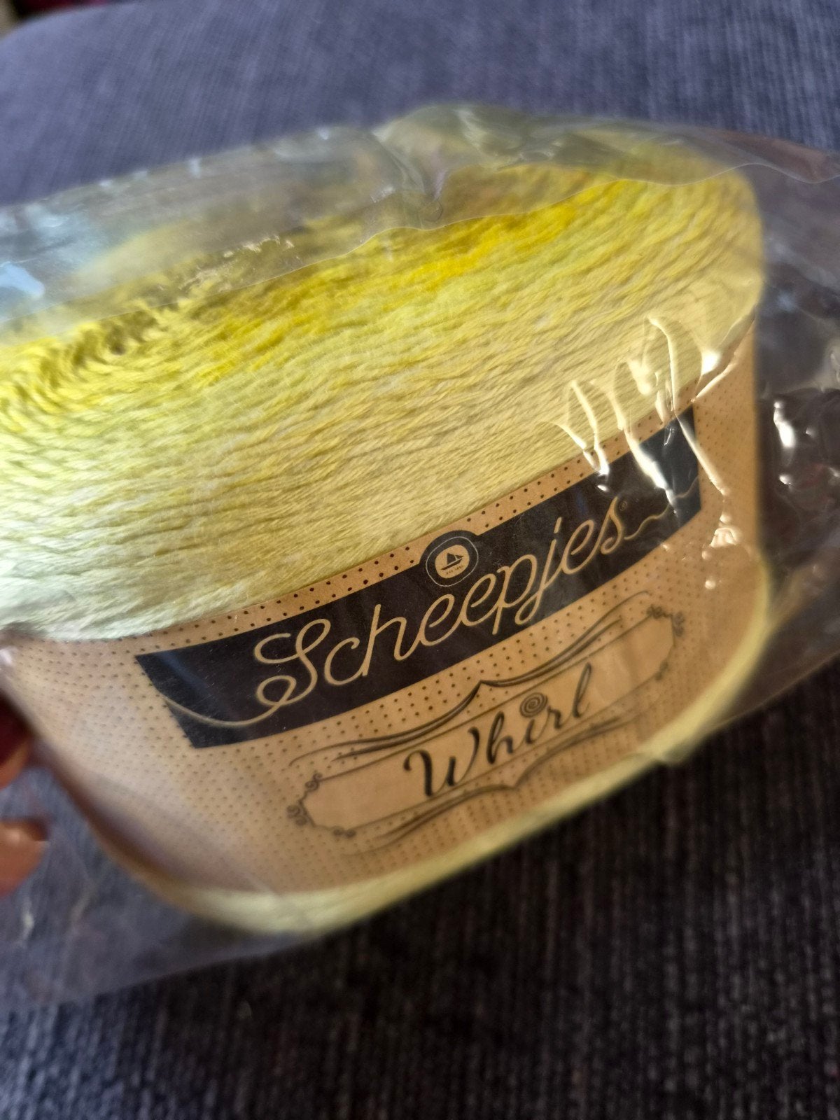 Scheepjes Whirl 'Daffodil Dolally' 551, Hobby en Vrije tijd, Breien en Haken, Ophalen of Verzenden, Nieuw, Breien of Haken, Wol of Garen