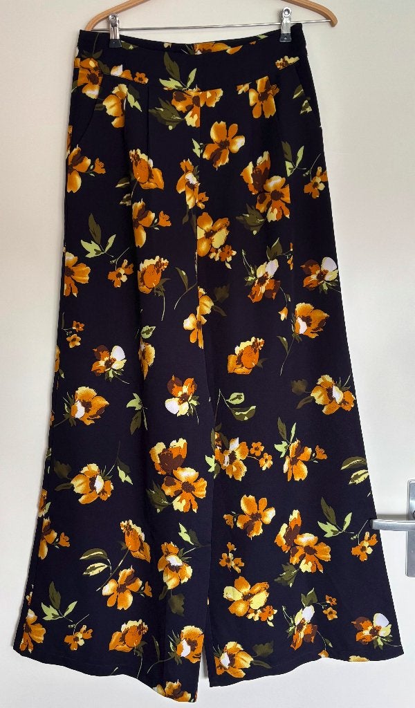 Voodoo Vixen broek maat L (40) (NIEUW), Kleding | Dames, Maat 38/40 (M), Voodoo Vixen, Zwart, Nieuw