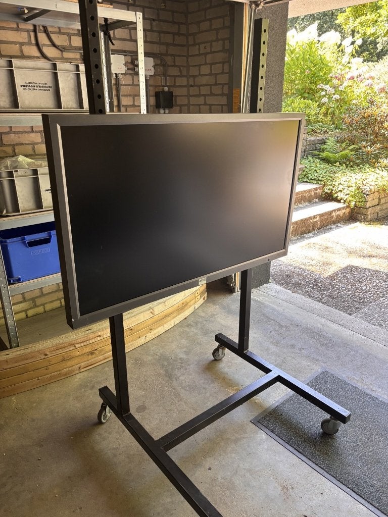 Barco 46"beeldscherm, monitor voor studio en presentatie, Overige merken, Monitor, Ophalen, Gebruikt