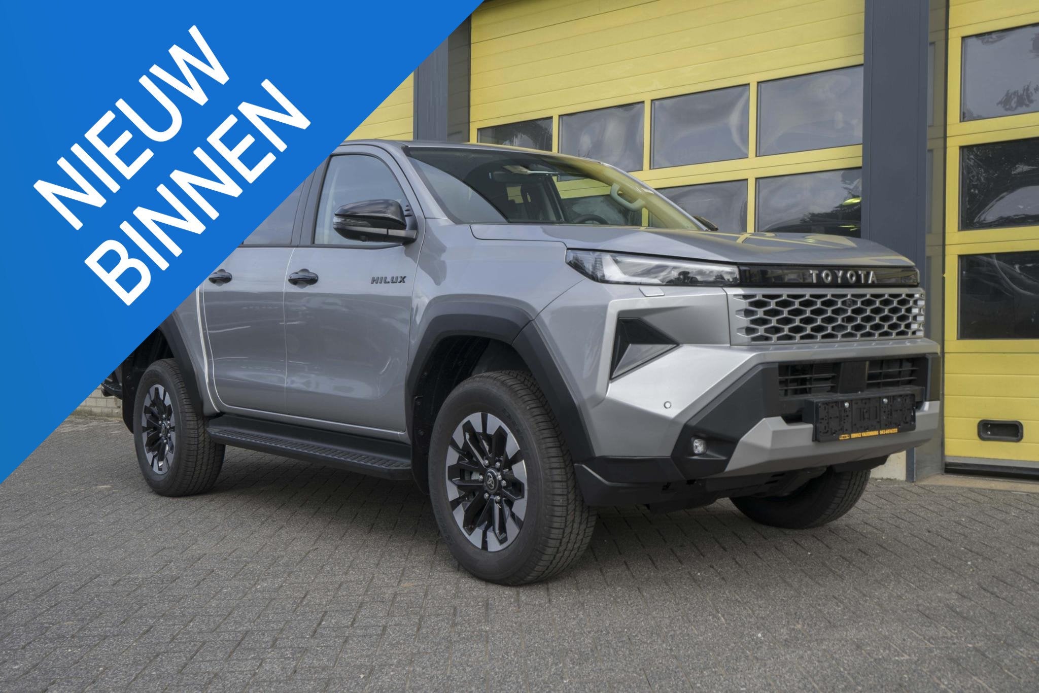 Toyota HiLux Toyota Hilux 2.8 D-4D MHEV Double Cab Style, Auto's, 2165 kg, Euro 6, 4 cilinders, 10 km/l