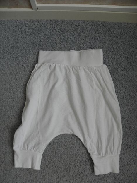 Wit katoenen tricot harem broekje HEMA 110/116 prima staat, Kinderen en Baby's, Kinderkleding | Maat 110, Broek, Gebruikt, Meisje
