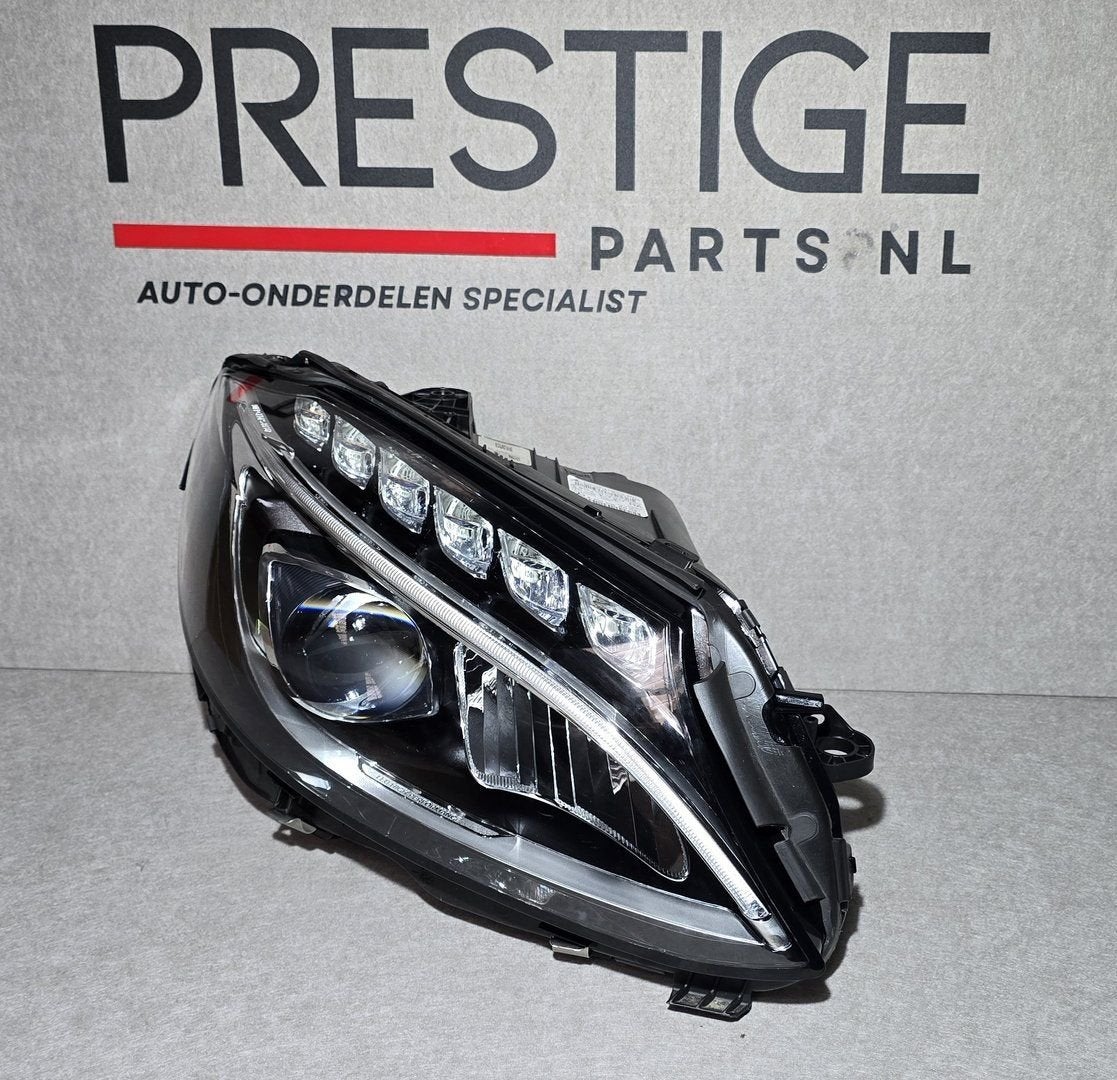 Koplamp Mercedes C Klasse W205 Voll LED Rechts A2059062604, Gebruikt, -, Ophalen of Verzenden, -