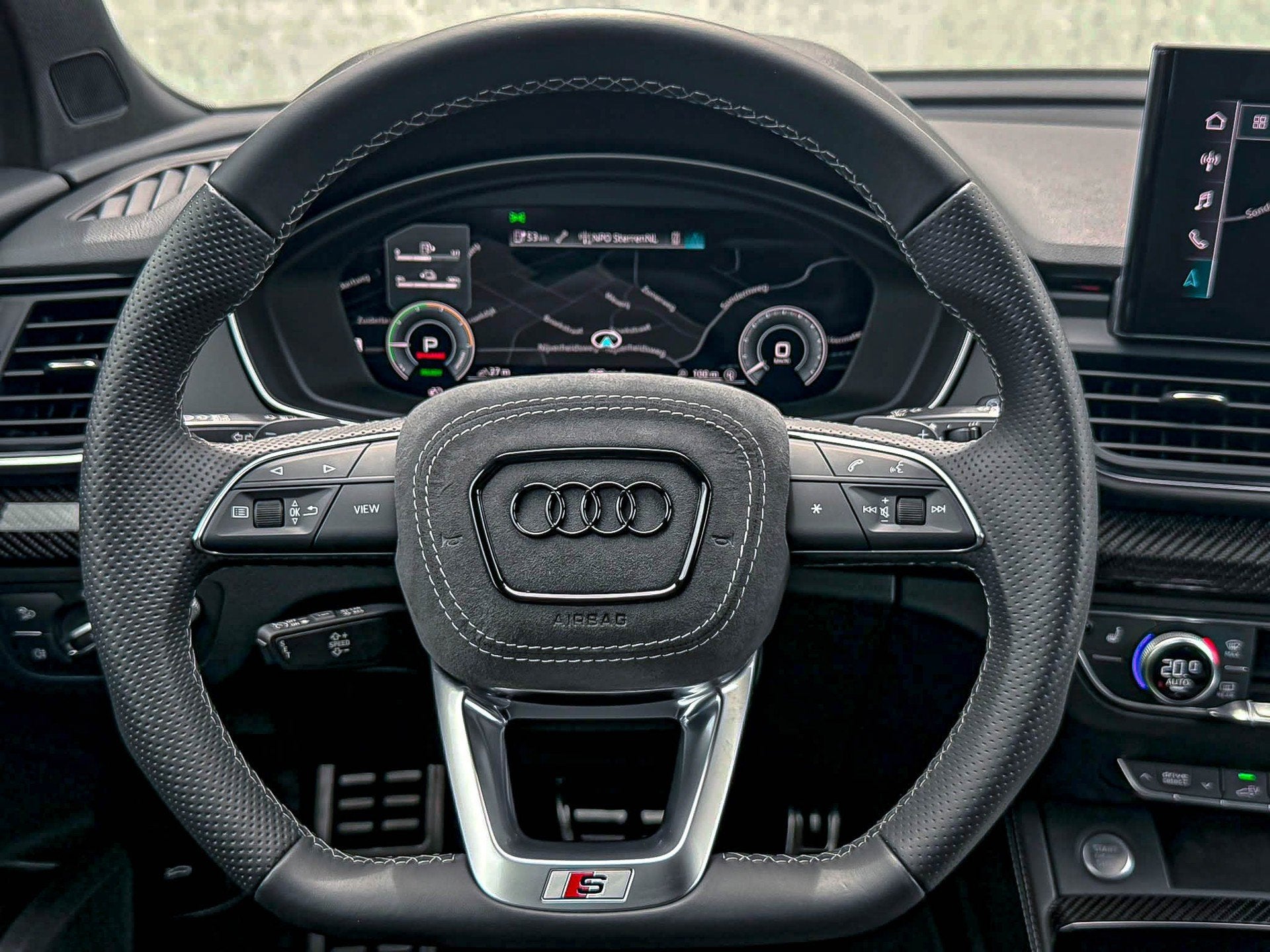 Audi Q5 Sportback 55TFSIe 367pk Quattro Competition S Editio, Auto's, Audi, Automaat, Dealer onderhouden, Gebruikt, 4 cilinders