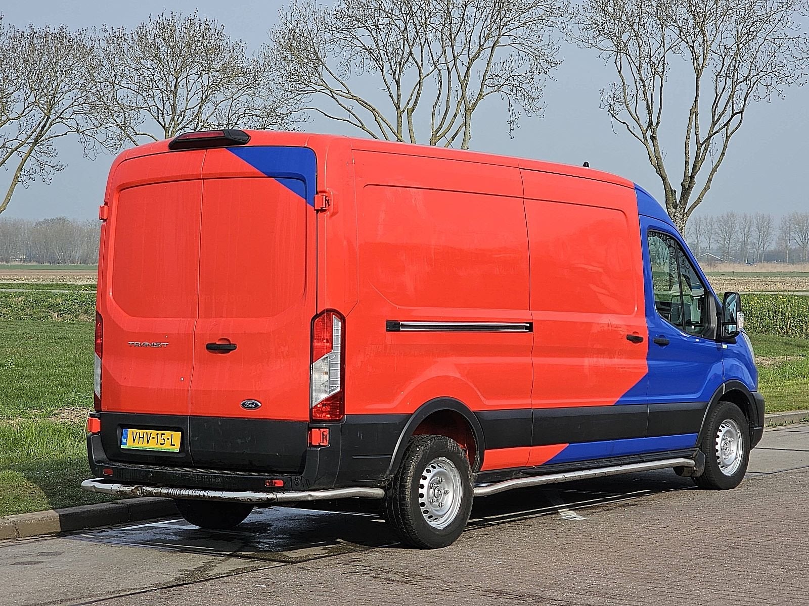 FORD TRANSIT 2.0 tdci l3h2, Auto's, Bestelauto's, Voorwielaandrijving, Euro 6, 4 cilinders, Bedrijf