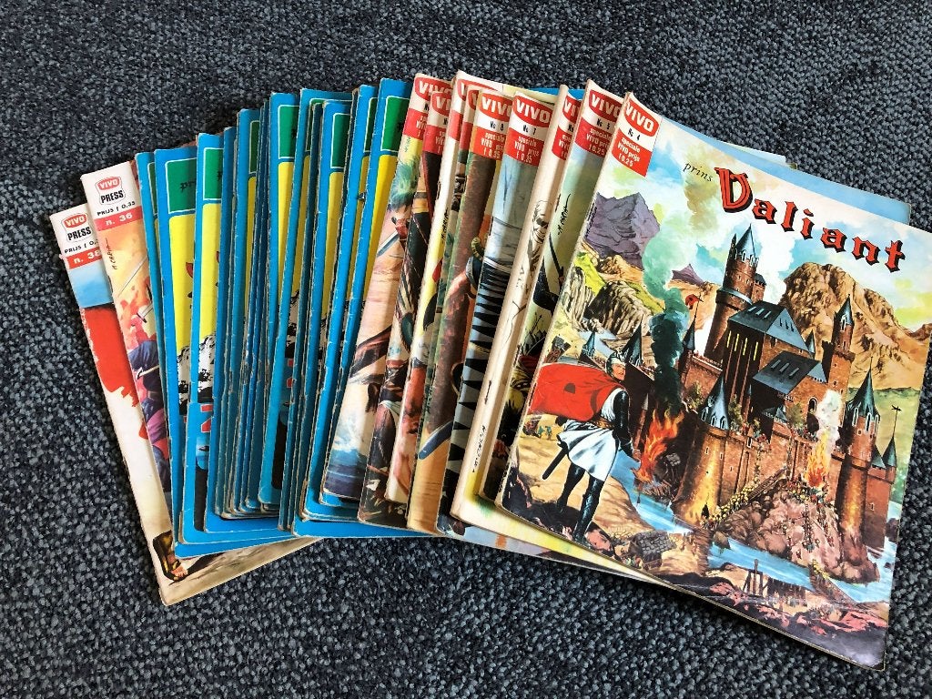 Prins Valiant/Vivo, Gelezen, Ophalen of Verzenden, Diversen, Meerdere stripboeken