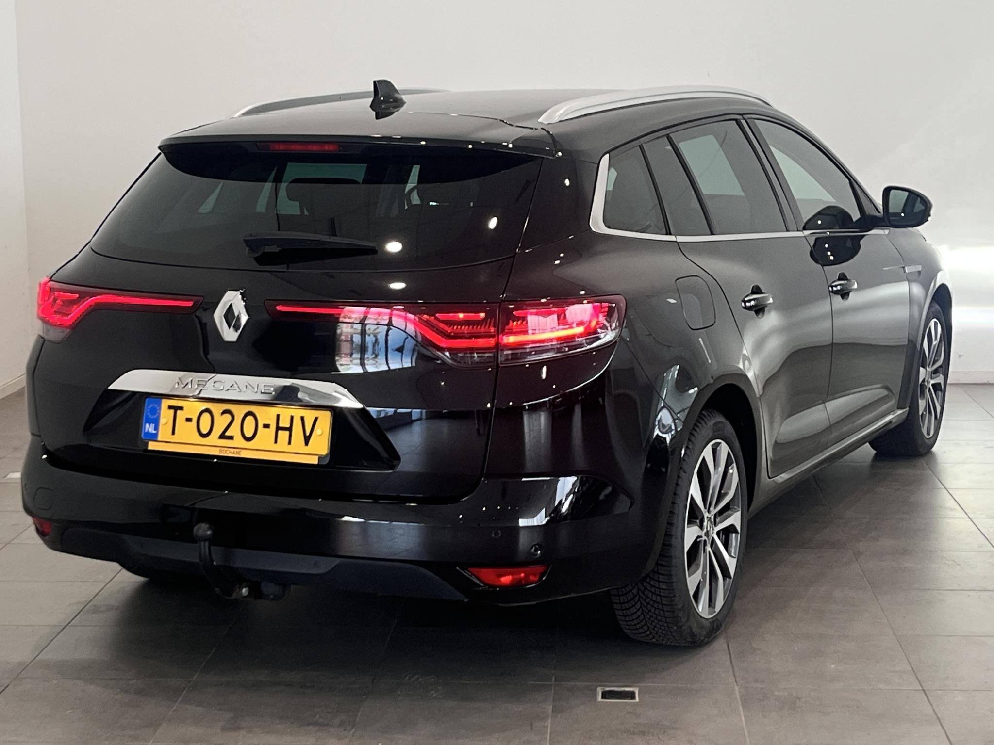 Renault Mégane Estate 1.3 TCe 140 Techno | Trekhaak 1.700 K, Auto's, Stof, Gebruikt, 4 cilinders, Met garantie (alle)