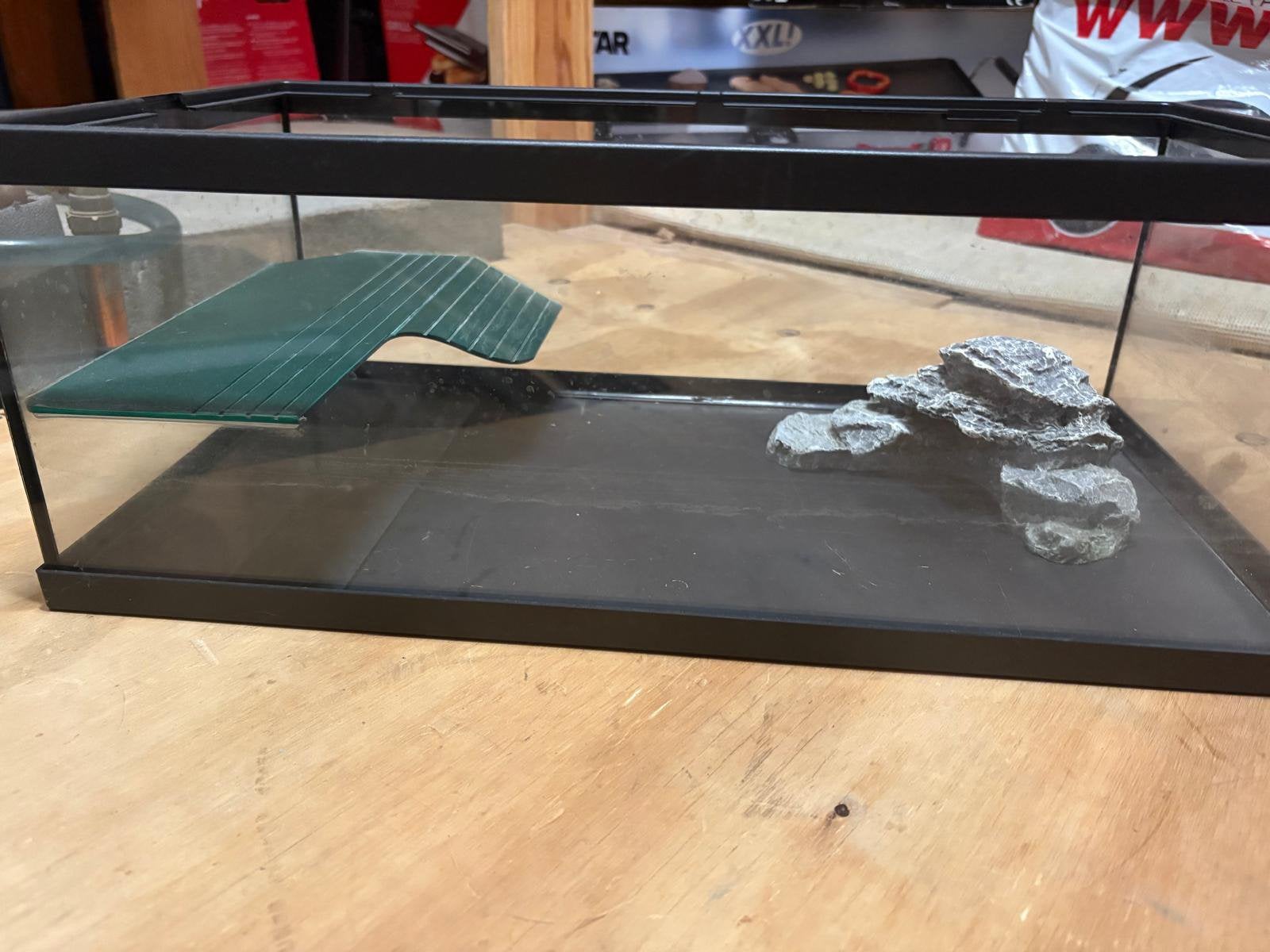 Schildpadden verblijf - 60 x 29,6 x 22,5 cm, Dieren en Toebehoren, Ophalen of Verzenden, Zo goed als nieuw, Leeg aquarium