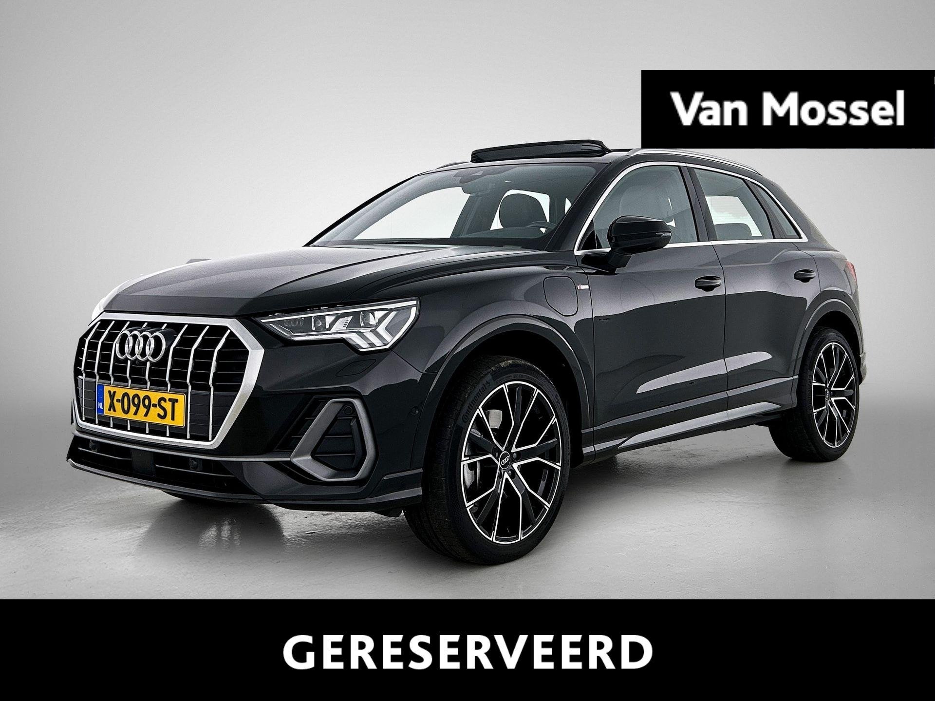 Audi Q3 45 TFSI e S edition Automaat | Navigatie | Panorama