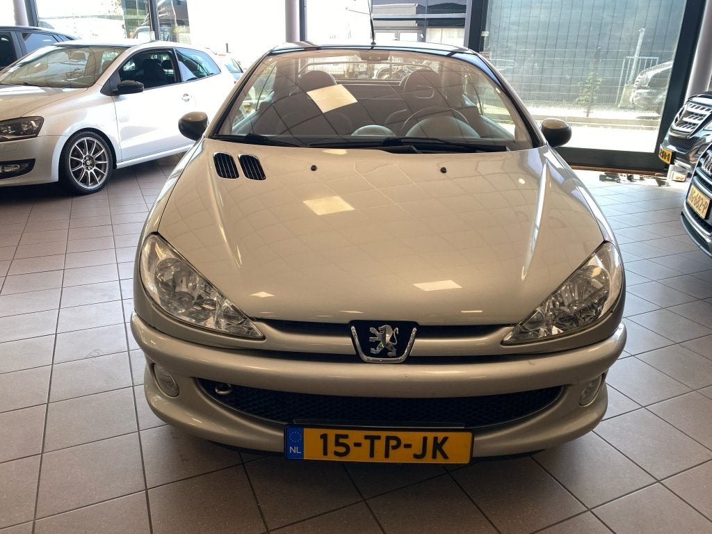 Peugeot 206 CC 1.6-16V Roland G. Climate NW APK BJ 2006 !, Auto's, Peugeot, Gebruikt, 4 cilinders, Cabriolet, 4 stoelen