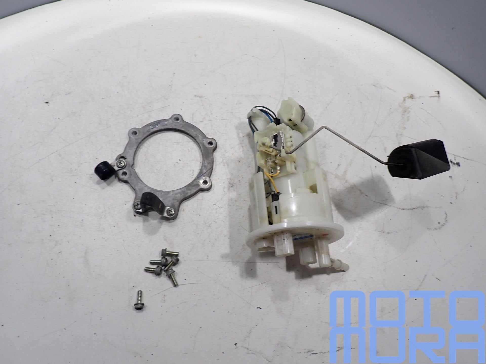 Yamaha FZ8 2011 - 2015 brandstofpomp benzinepomp FZ8N FZ8S F, Gebruikt, -, -, Ophalen of Verzenden