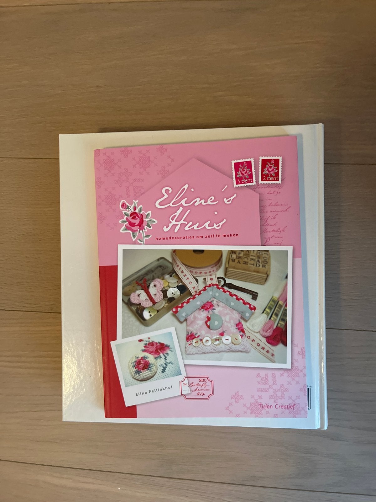 Eline's Huis: Home decoraties om zelf te maken, Ophalen of Verzenden, Zo goed als nieuw, Borduren en Naaien