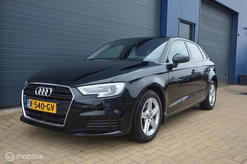 Audi A3 Sportback 1.5 TFSI CoD Pro Line, Voorwielaandrijving, Gebruikt, Euro 6, 150 pk