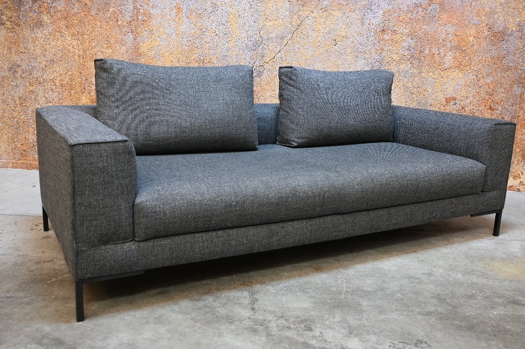 ZGANieuw grijze stoffen Design on Stock Aikon Lounge bank, Huis en Inrichting, Design on Stock, Design on Stock, 75 tot 100 cm